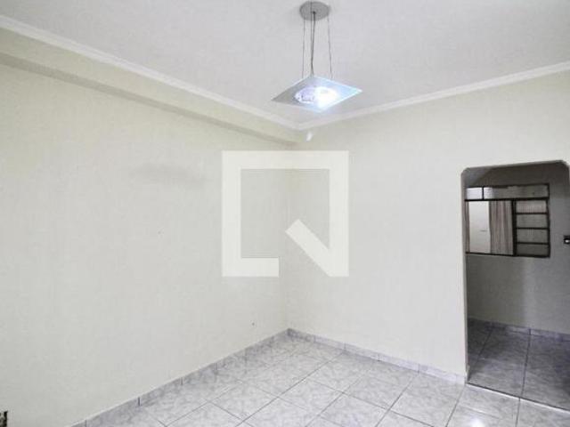 Casa à Venda Cangaíba, 4 Quartos, 230 m² São Paulo