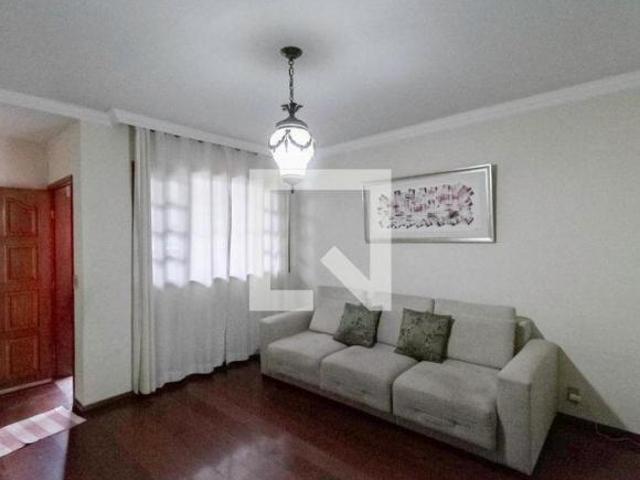 Casa à Venda Castelo, 3 Quartos, 231 m² Belo Horizonte