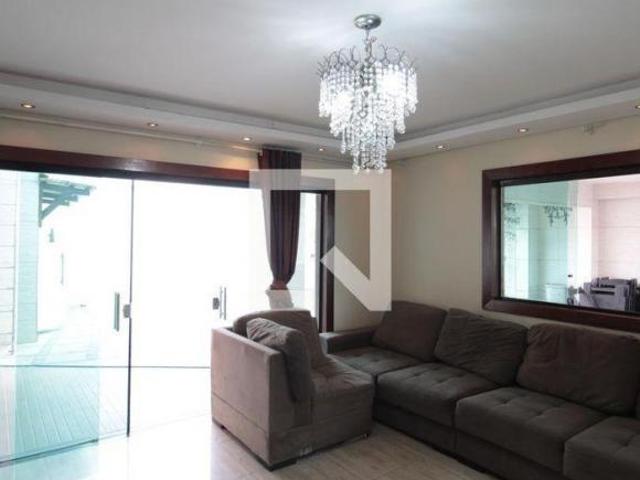 Casa à Venda Cenáculo, 4 Quartos, 450 m² Belo Horizonte