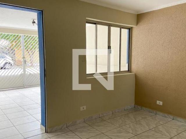 Casa à Venda Centro, 2 Quartos, 100 m2