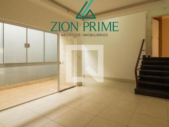 Casa à Venda Centro, 2 Quartos, 120 m2