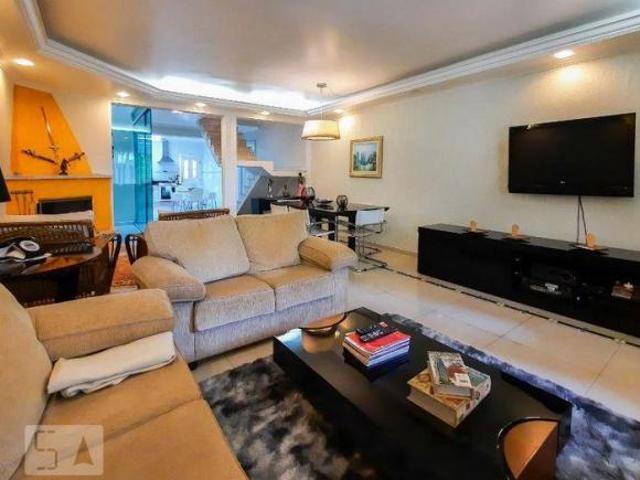 Casa à Venda Centro, 2 Quartos, 250 m² Diadema