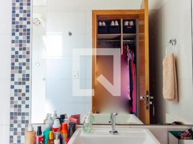 Casa à Venda Centro, 3 Quartos, 90 m2