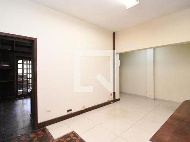 Casa à Venda Centro, 5 Quartos, 420 m² Curitiba