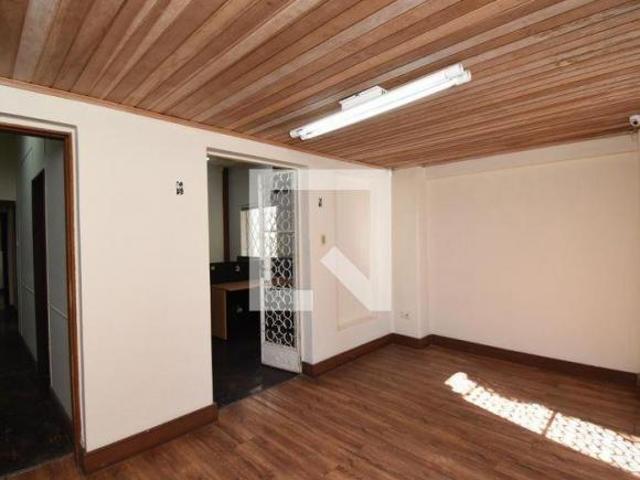 Casa à Venda Centro, 5 Quartos, 420 m² Curitiba
