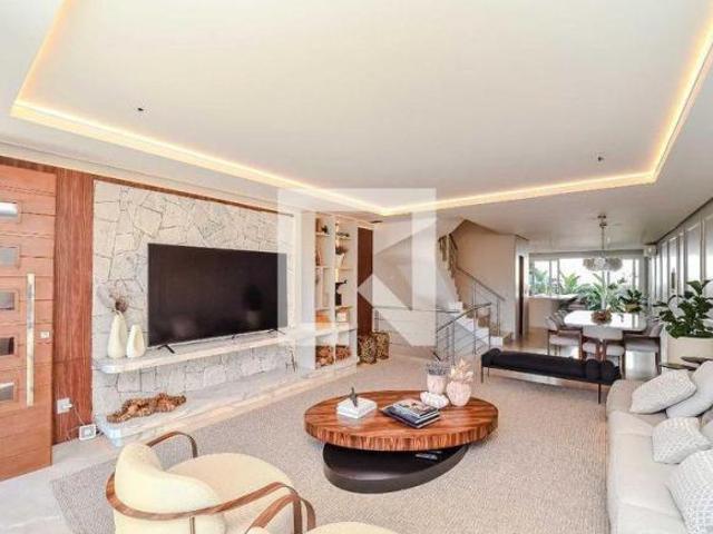 Casa à Venda Chácara das Pedras, 3 Quartos, 281 m² Porto Alegre