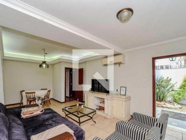 Casa à Venda Chácara das Pedras, 3 Quartos, 300 m² Porto Alegre