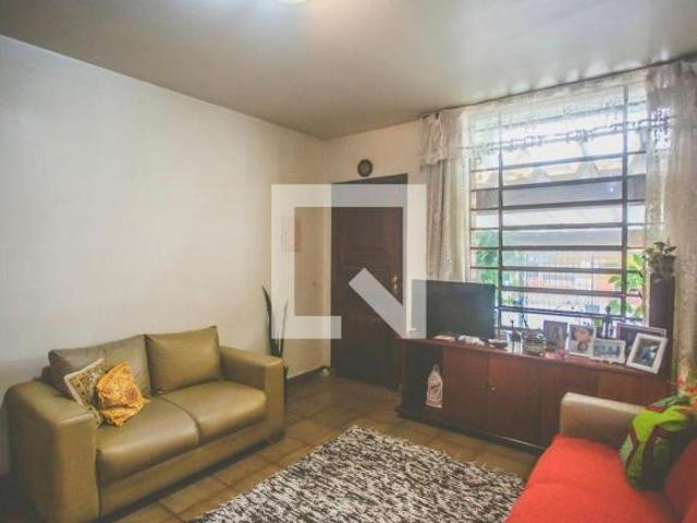 Casa à Venda Chácara Inglesa, 2 Quartos, 180 m2