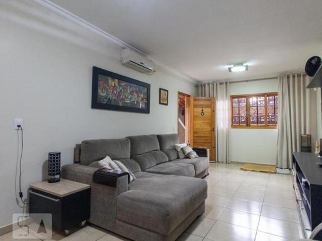 Casa à Venda Chácara Mafalda, 3 Quartos, 200 m² São Paulo