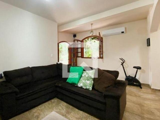 Casa à Venda Cidade Nova, 3 Quartos, 400 m² Belo Horizonte