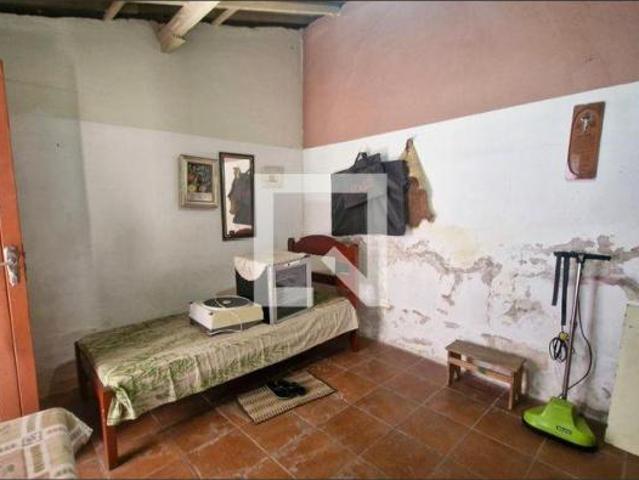 Casa à Venda Cidade Dutra, 4 Quartos, 240 m² São Paulo