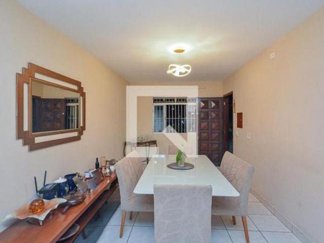 Casa à Venda Cidade Dutra, 4 Quartos, 250 m² São Paulo