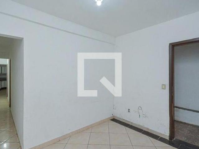 Casa à Venda Cidade Dutra, 5 Quartos, 250 m² São Paulo