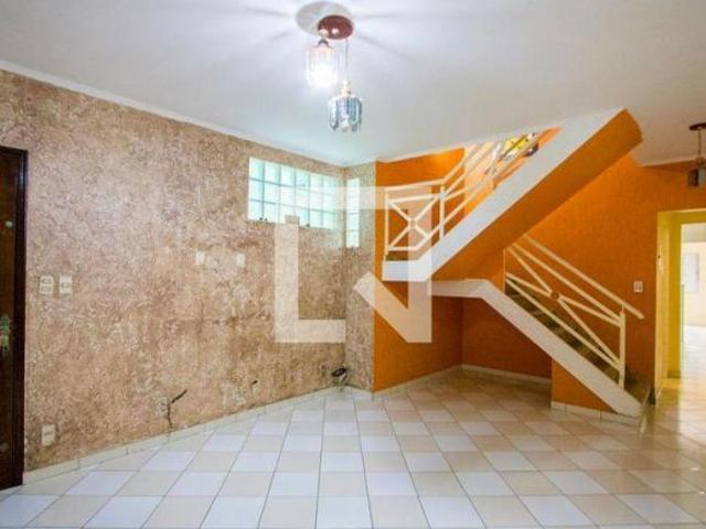 Casa à Venda Cidade Sao Jorge, 3 Quartos, 200 m² Santo André