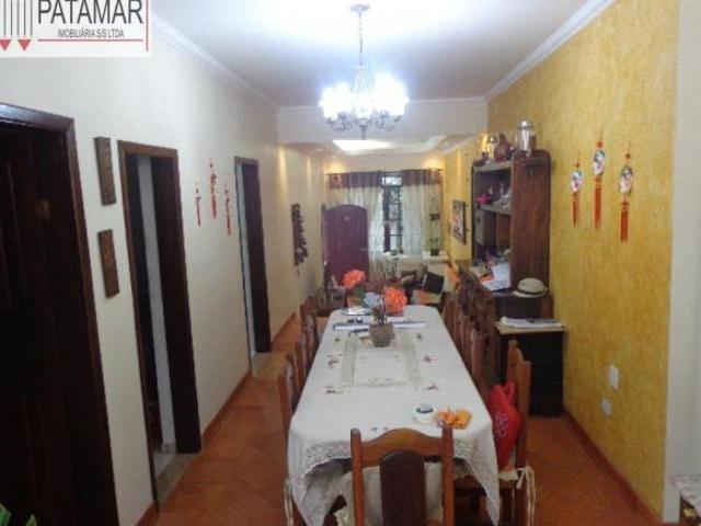 Casa à venda cinco quartos no Jardim Monte Kemel