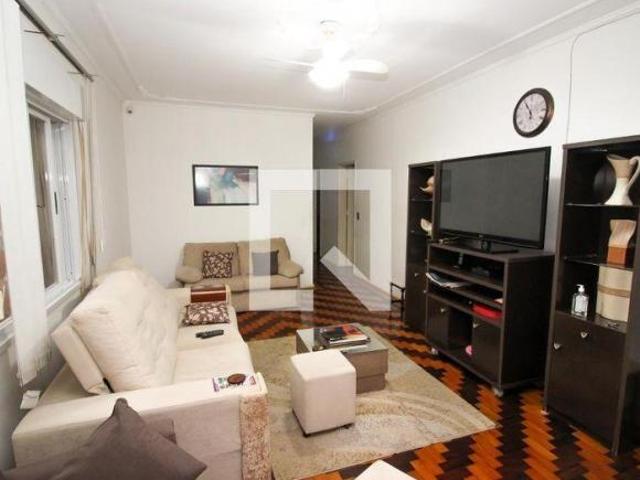 Casa à Venda Cristal, 2 Quartos, 147 m² Porto Alegre