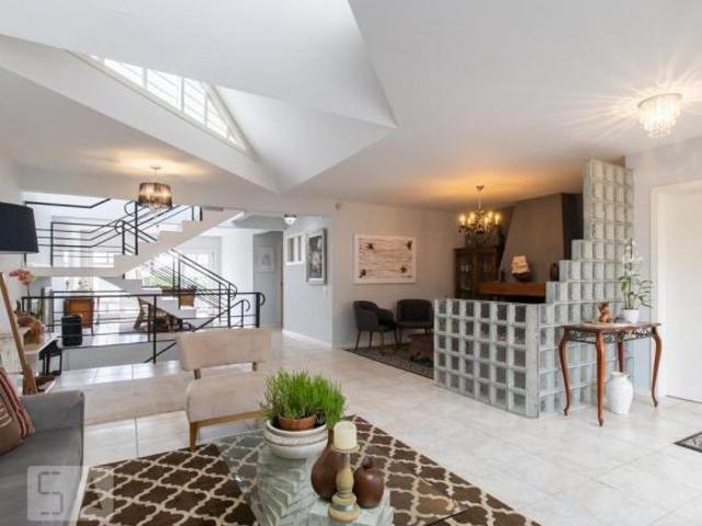 Casa à Venda Cristo Rei, 3 Quartos, 454 m² São Leopoldo