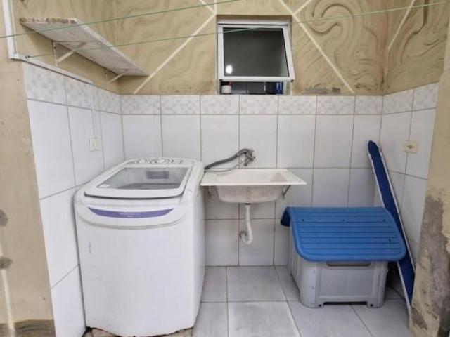 Casa a venda a 5 minutos da praia Grande