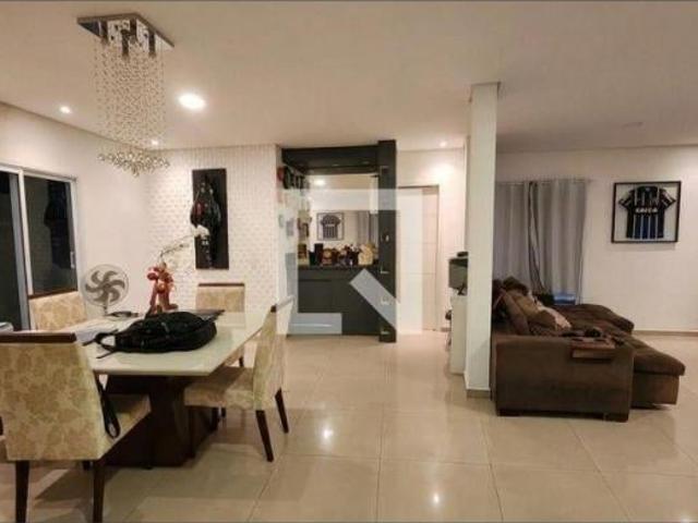 Casa à Venda Anhangabaú, 3 Quartos, 340 m² Jundiaí