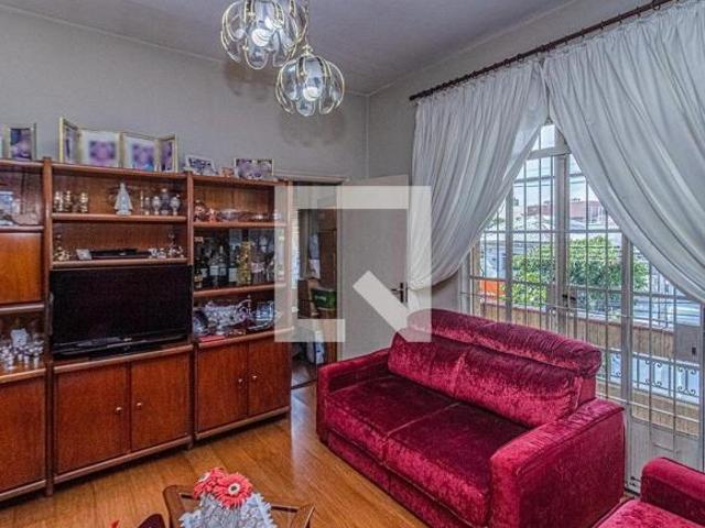Casa à Venda Aclimação, 4 Quartos, 100 m2