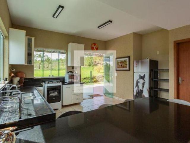 Casa à Venda Aconchego da Serra, 6 Quartos, 220 m² Itabirito