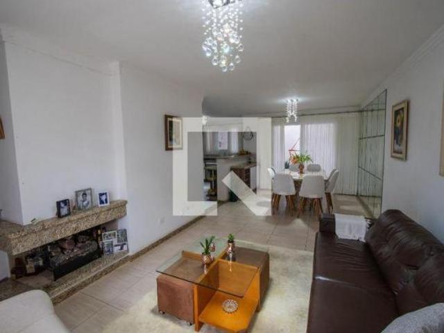 Casa à Venda Água Verde, 3 Quartos, 199 m² Curitiba