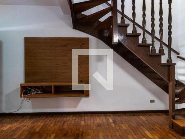 Casa à Venda Água Branca, 4 Quartos, 150 m² São Paulo