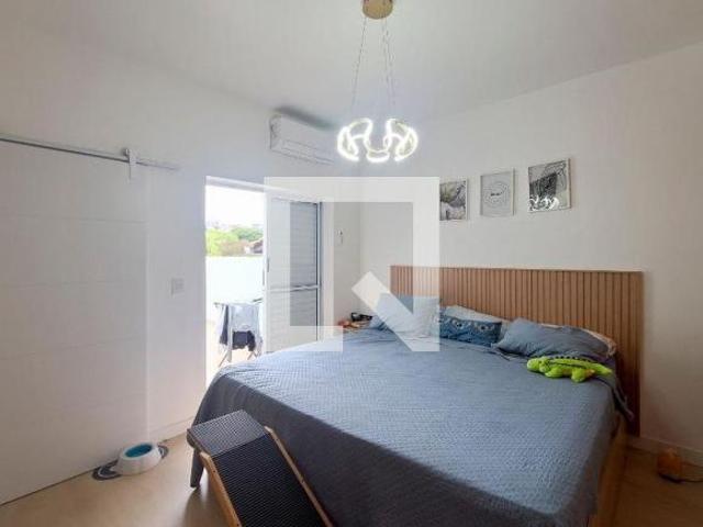 Casa à Venda Água Fria, 2 Quartos, 200 m2
