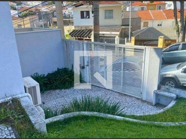 Casa à Venda Água Fria, 3 Quartos, 166 m2
