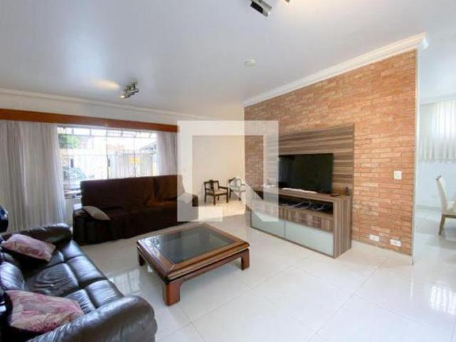Casa à Venda Alto da Lapa, 2 Quartos, 240 m² São Paulo