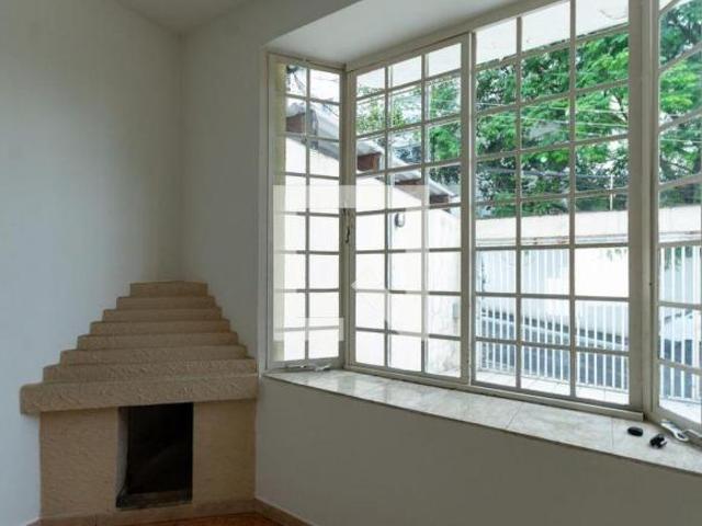 Casa à Venda Alto da Lapa, 3 Quartos, 135 m2