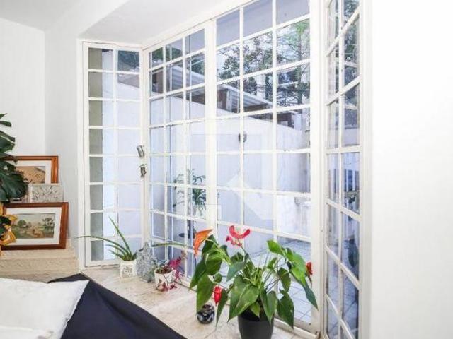 Casa à Venda Alto da Lapa, 3 Quartos, 135 m² São Paulo