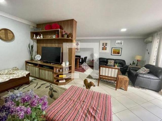 Casa à Venda Alto da Lapa, 3 Quartos, 200 m² São Paulo