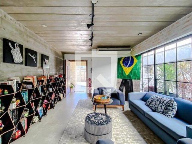 Casa à Venda Alto da Lapa, 5 Quartos, 482 m² São Paulo