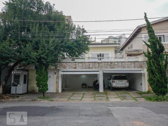 Casa à Venda Alto da Lapa, 7 Quartos, 500 m² São Paulo