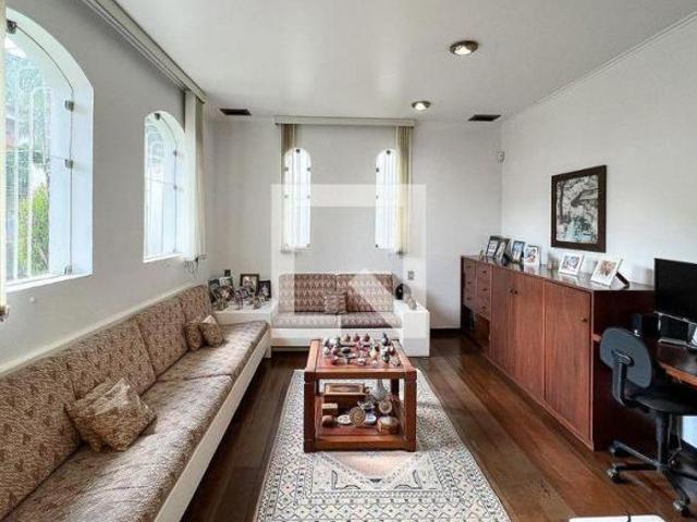 Casa à Venda Alto de Pinheiros, 3 Quartos, 230 m2