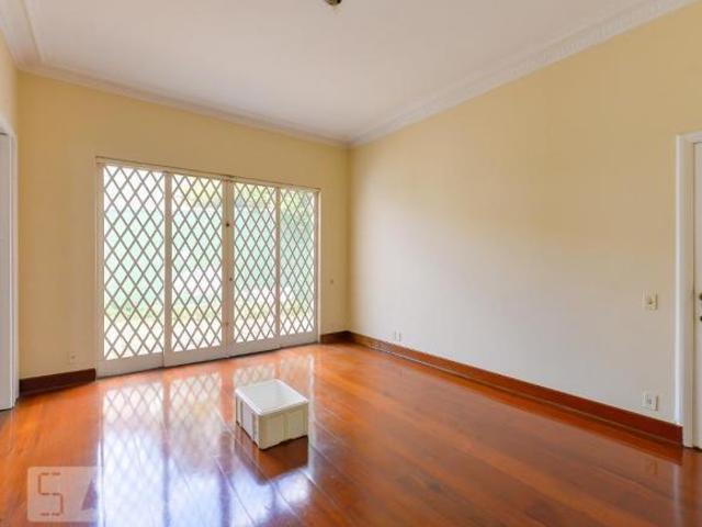 Casa à Venda Alto de Pinheiros, 3 Quartos, 350 m² São Paulo