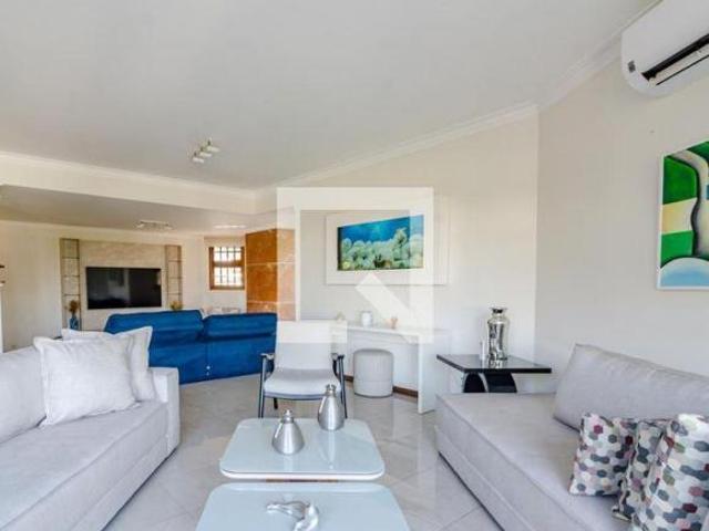 Casa à Venda Alto de Pinheiros, 4 Quartos, 350 m² São Paulo