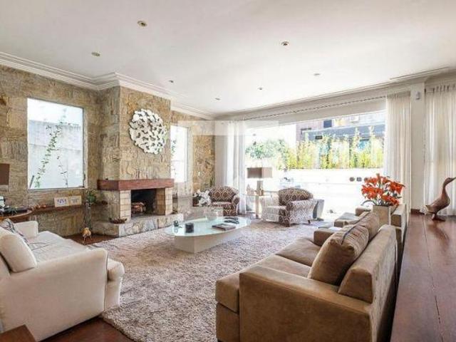 Casa à Venda Alto de Pinheiros, 4 Quartos, 630 m² São Paulo