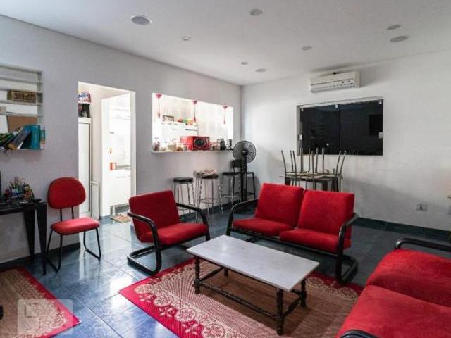 Casa à Venda Alto de Pinheiros, 5 Quartos, 135 m² São Paulo