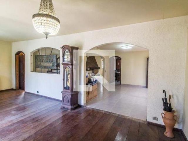 Casa à Venda Alphaville, 4 Quartos, 385 m² Santana de Parnaíba