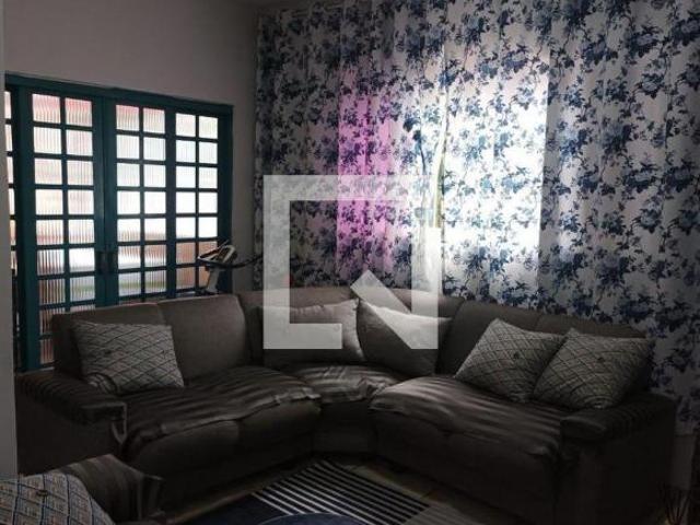 Casa à Venda Alphaville, 5 Quartos, 300 m2
