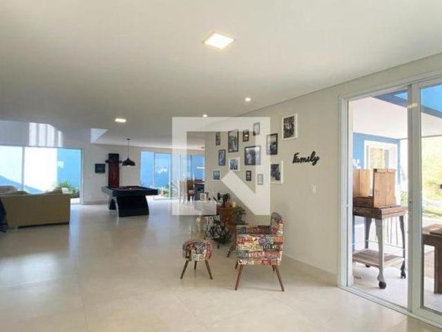 Casa à Venda Alphaville, 5 Quartos, 430 m2