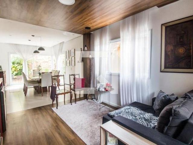 Casa à Venda Alphaville, 3 Quartos, 280 m2