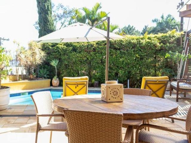 Casa à Venda Alphaville, 3 Quartos, 320 m² Santana de Parnaíba