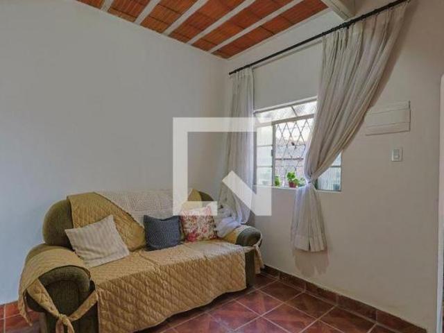 Casa à Venda Aparecida, 2 Quartos, 205 m² Belo Horizonte