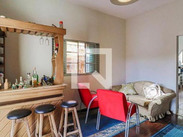 Casa à Venda Aparecida, 6 Quartos, 240 m² Belo Horizonte