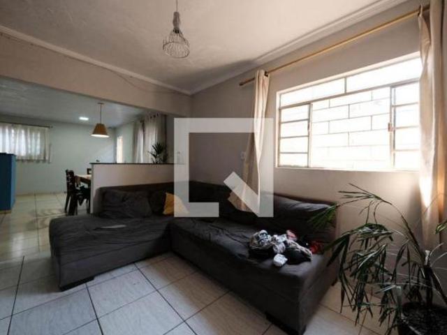 Casa à Venda Artur Alvim, 2 Quartos, 300 m2