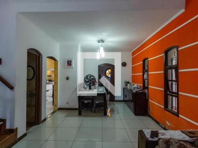 Casa à Venda Assunção, 3 Quartos, 246 m2