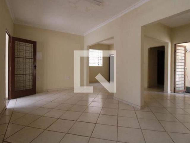 Casa à Venda Botafogo, 2 Quartos, 310 m2